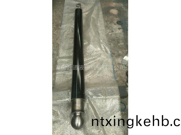 弔(diao)車(chē)支骽油(you)缸